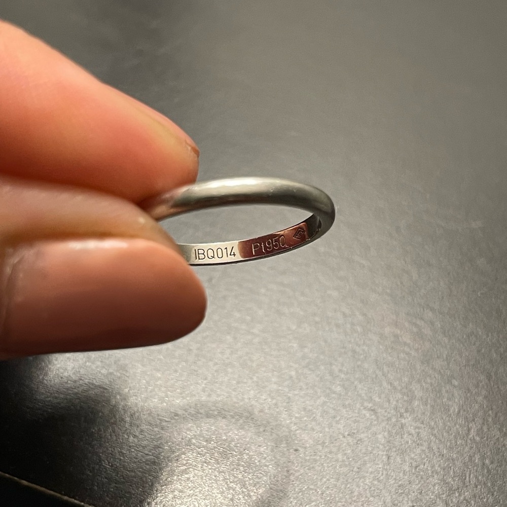 Authentic Cartier platinum classic ring